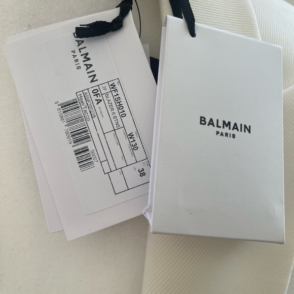 ‼️SOLD‼️NWT Women’s Balmain Double Breasted Ivory Blazer with Gold Buttons - Picture 8 of 12